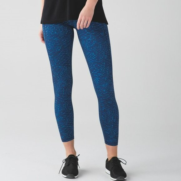 Lululemon Pure Practice 7/8 Leggings - Picture 4 of 12